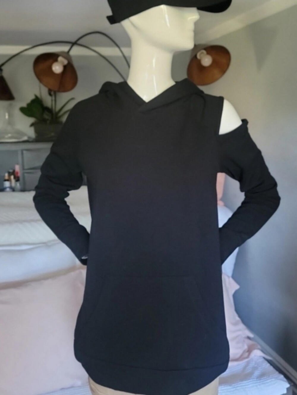 Rachael Ray Black Cold-Shoulder Hoodie Sweater